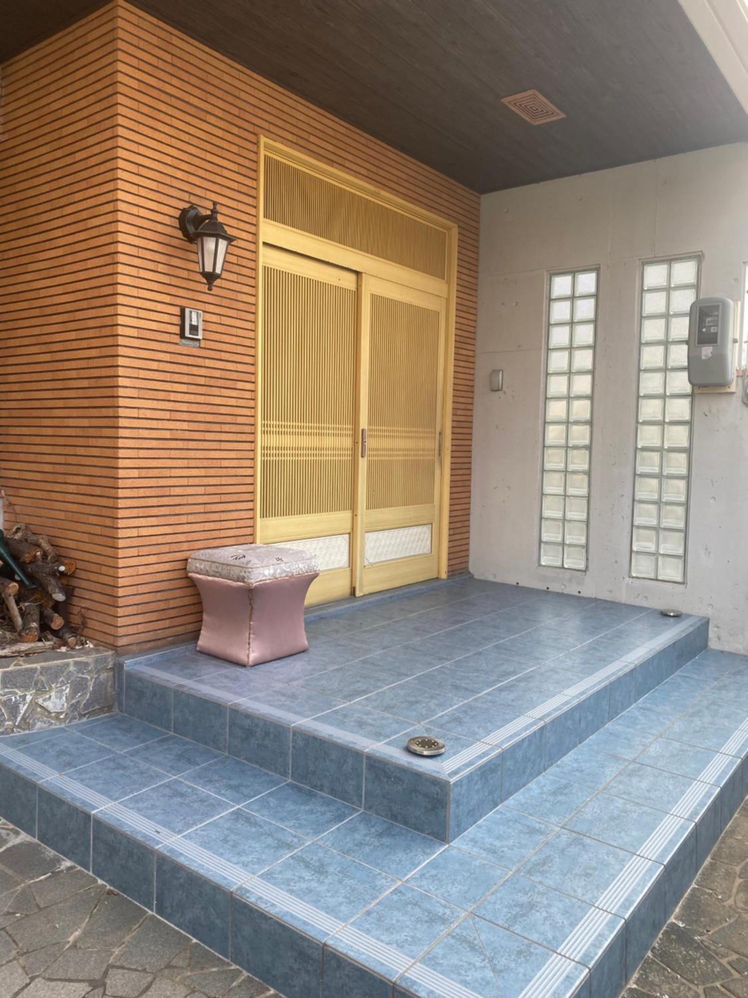 Joyful Rose Apartamento Ginowan Exterior foto